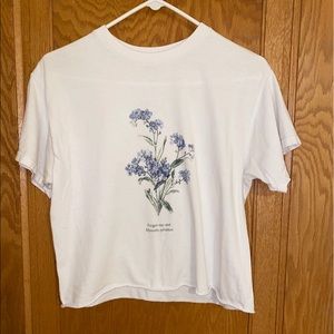 Brandy Melville Forget-me-not flower shirt